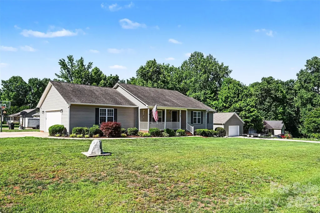 2720 Hill Top Drive Salisbury NC 28147
