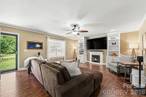 2720 Hill Top Drive Salisbury NC 28147