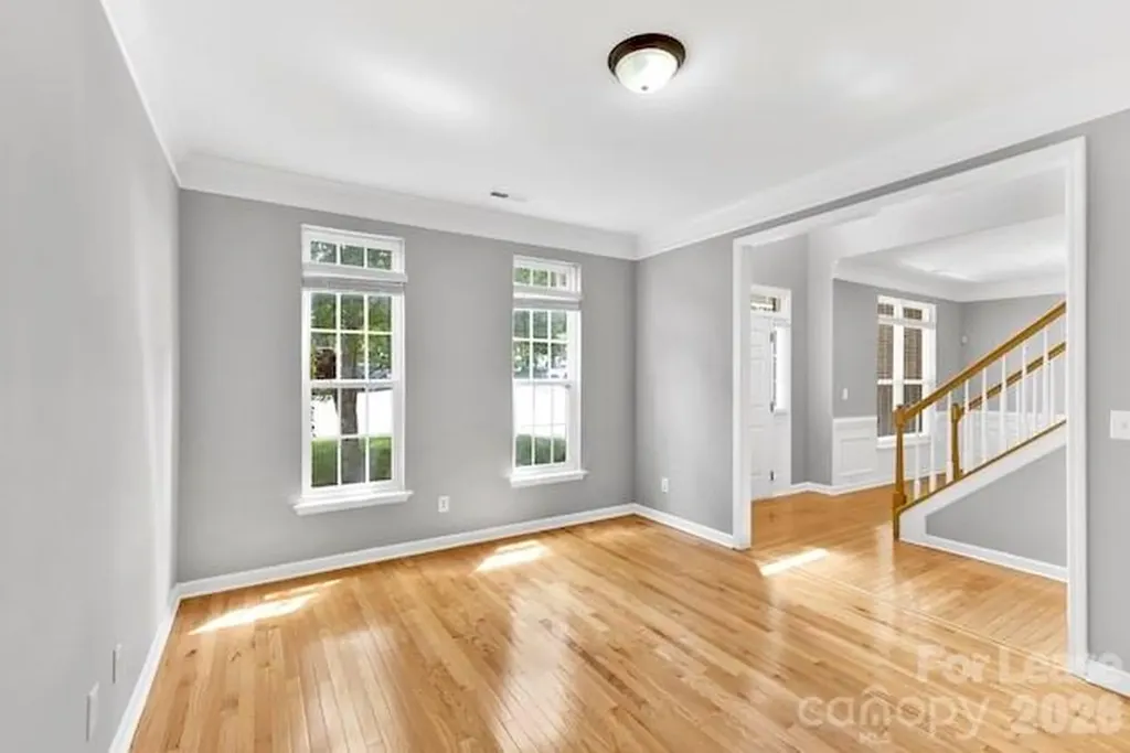 5010 Bellville Court Charlotte NC 28269