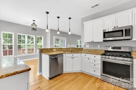 5010 Bellville Court Charlotte NC 28269