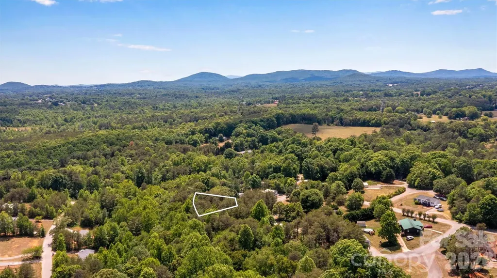 8347 Cedar Circle Connelly Springs NC 28612