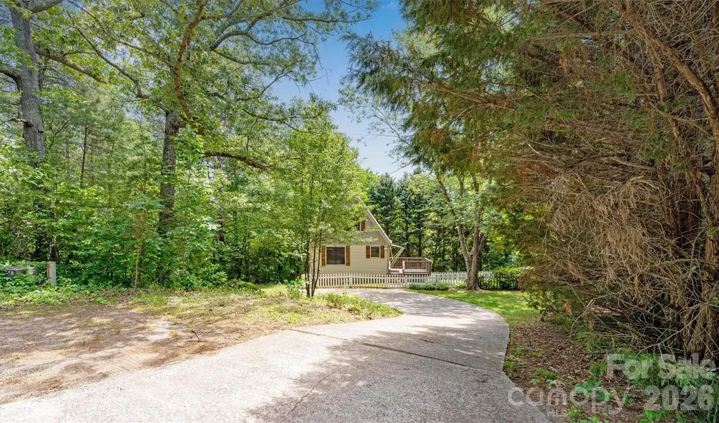 8347 Cedar Circle Connelly Springs NC 28612
