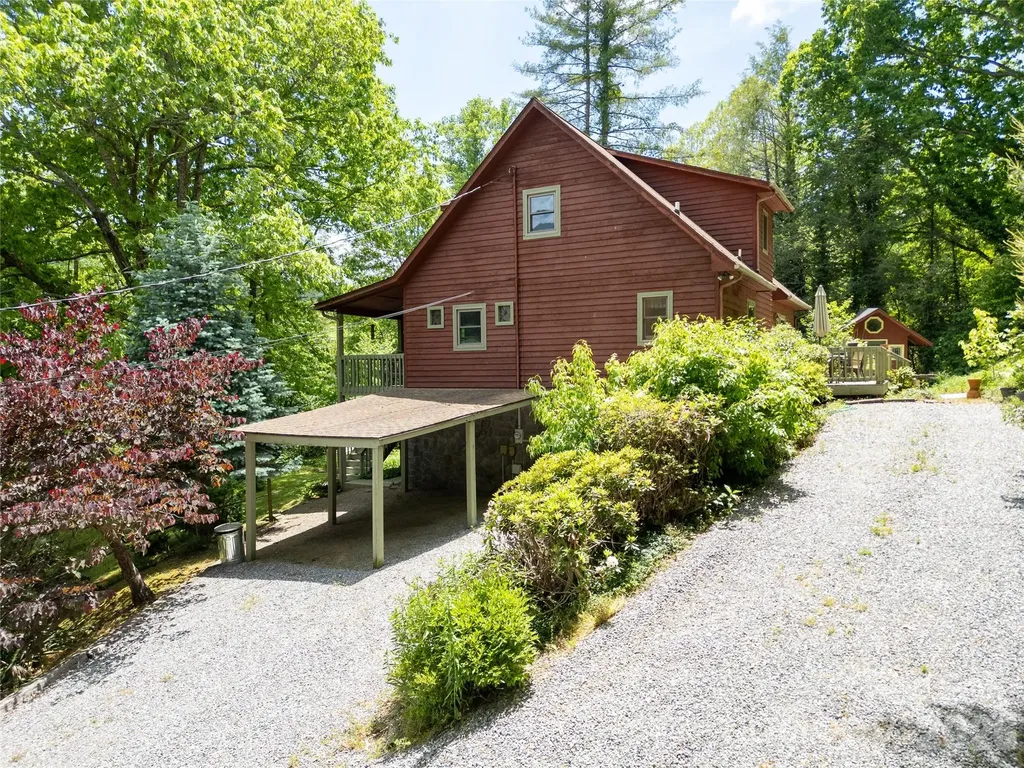 31 Valley Cove Place Waynesville NC 28785