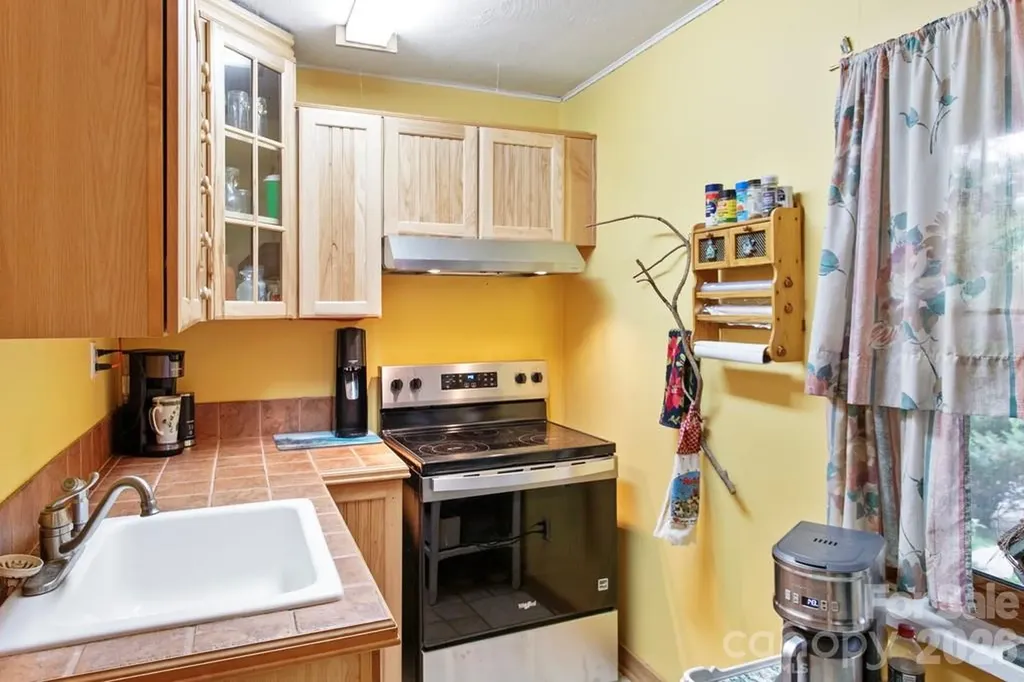 31 Valley Cove Place Waynesville NC 28785