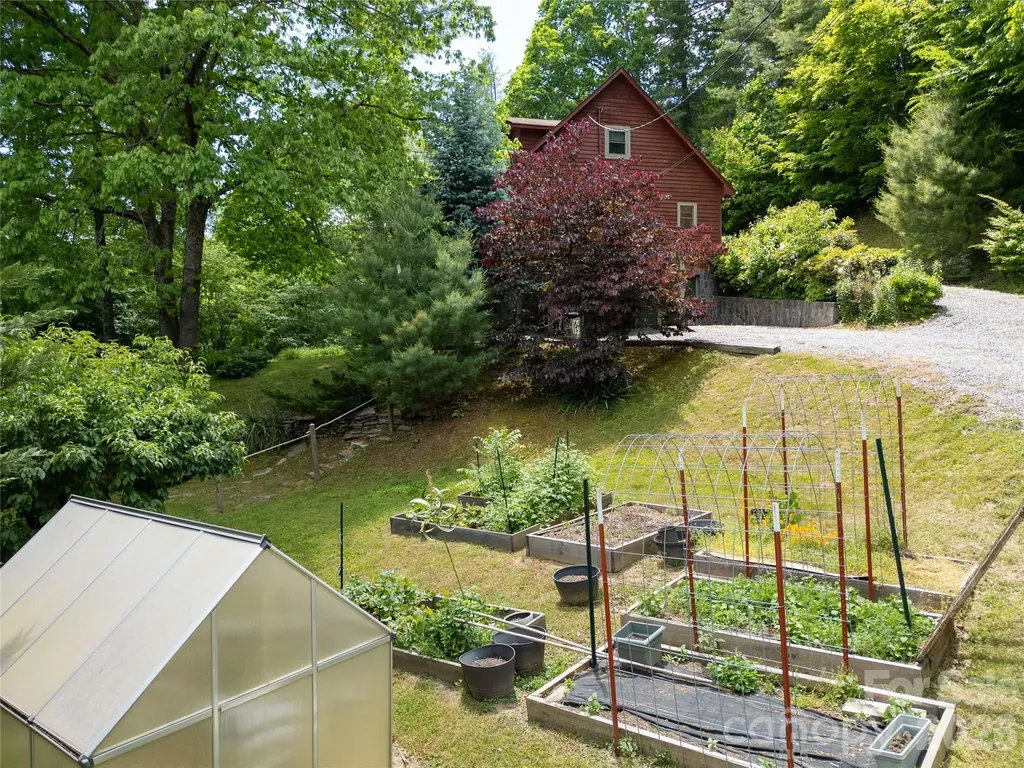 31 Valley Cove Place Waynesville NC 28785