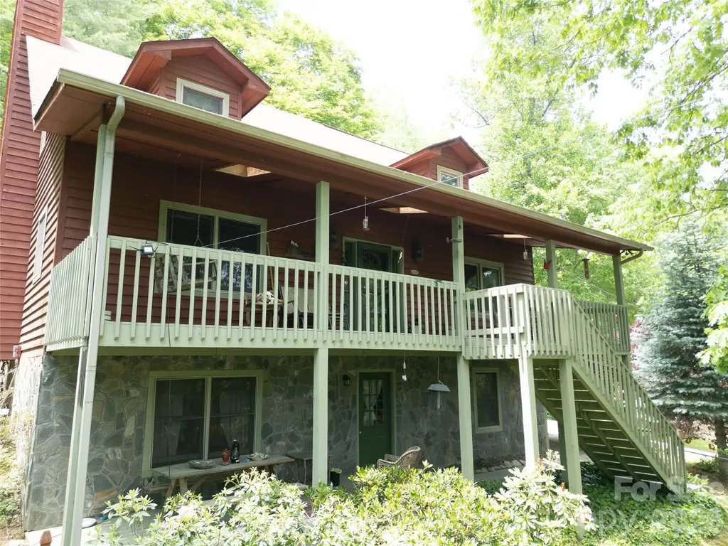 31 Valley Cove Place Waynesville NC 28785
