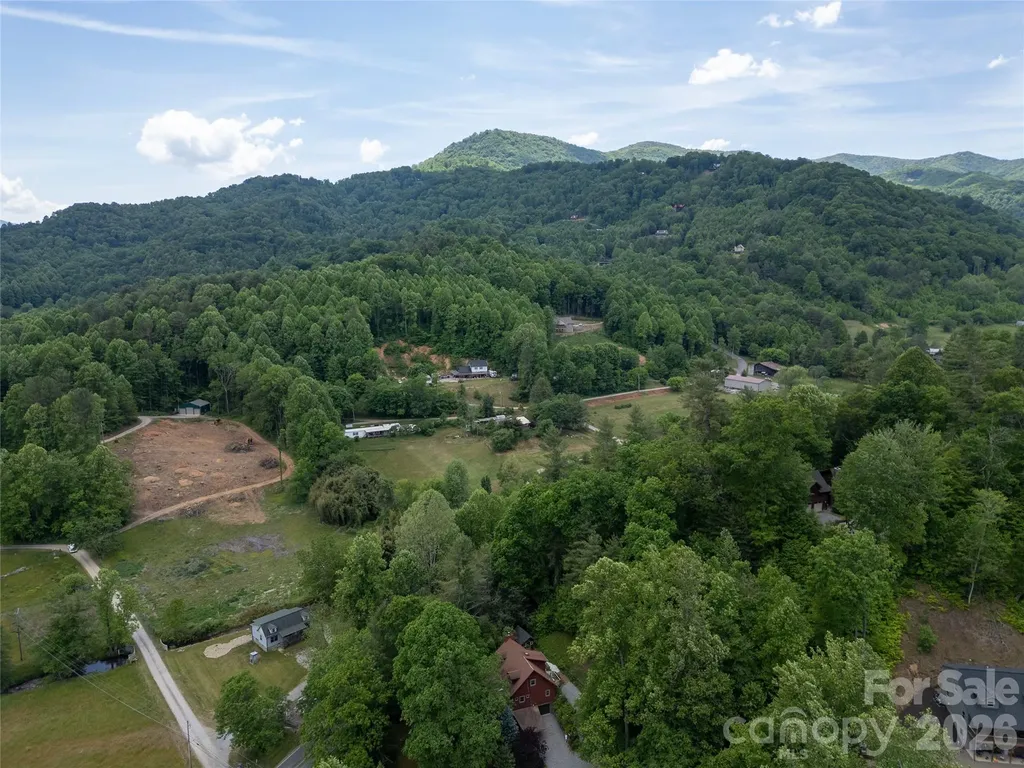 31 Valley Cove Place Waynesville NC 28785
