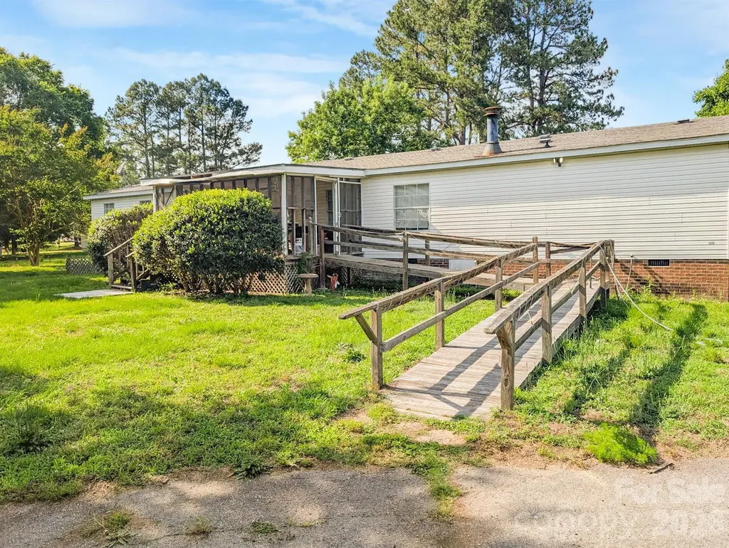 5151 Redman Road Rocky Mount NC 27803