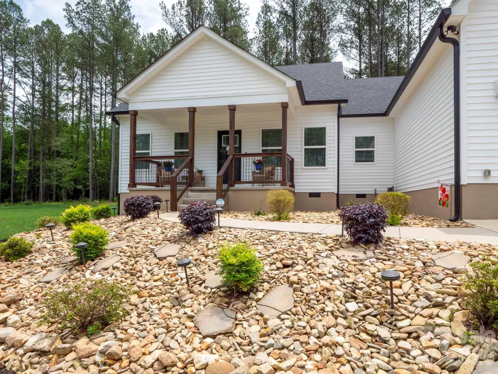 7051 Sparrow Lane Vale NC 28168