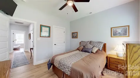 7051 Sparrow Lane Vale NC 28168