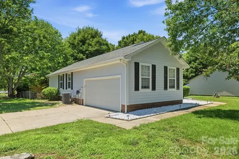 13501 Krislyn Woods Place Charlotte NC 28278