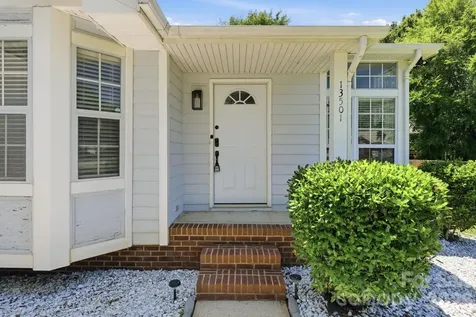 13501 Krislyn Woods Place Charlotte NC 28278