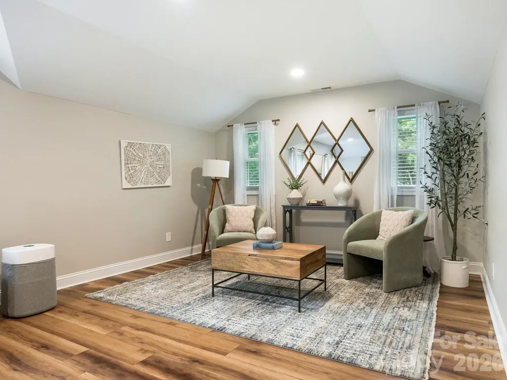 6801 Rollingridge Drive Charlotte NC 28211