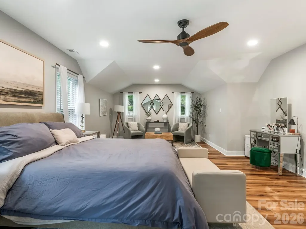 6801 Rollingridge Drive Charlotte NC 28211
