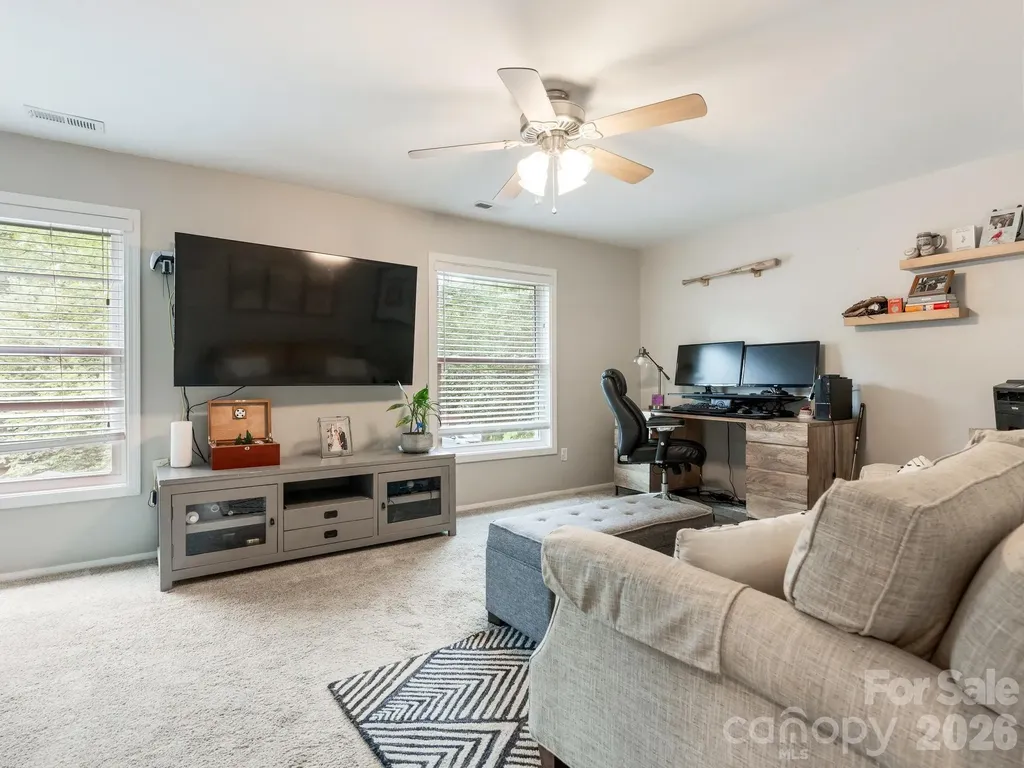 6801 Rollingridge Drive Charlotte NC 28211