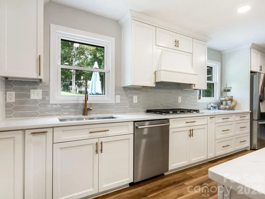 6801 Rollingridge Drive Charlotte NC 28211