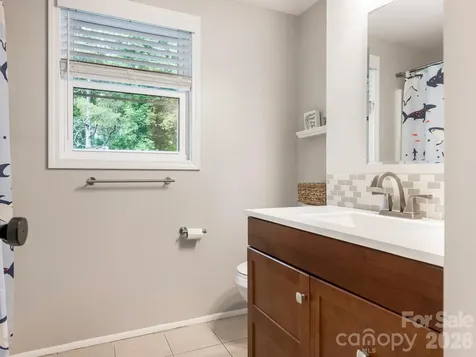 6801 Rollingridge Drive Charlotte NC 28211