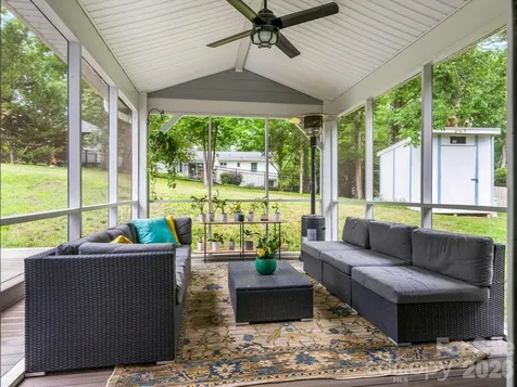 6801 Rollingridge Drive Charlotte NC 28211