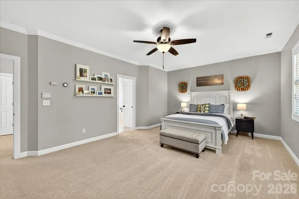 12023 Overlook Mountain Drive Charlotte NC 28216