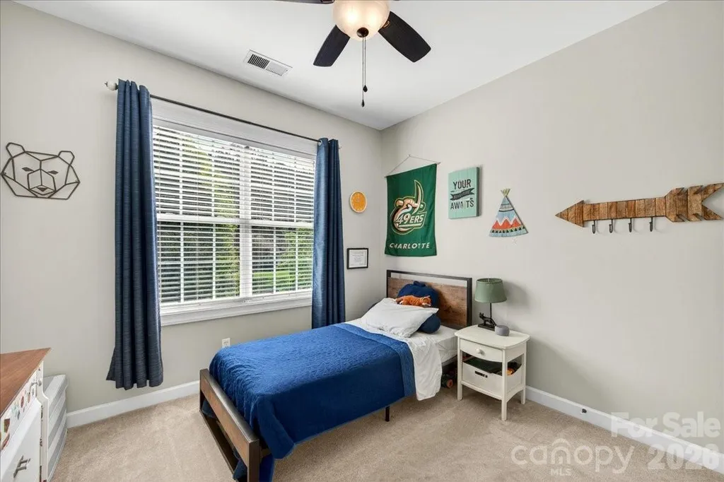 12023 Overlook Mountain Drive Charlotte NC 28216