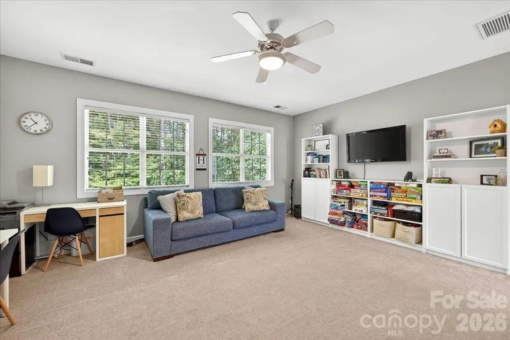 12023 Overlook Mountain Drive Charlotte NC 28216
