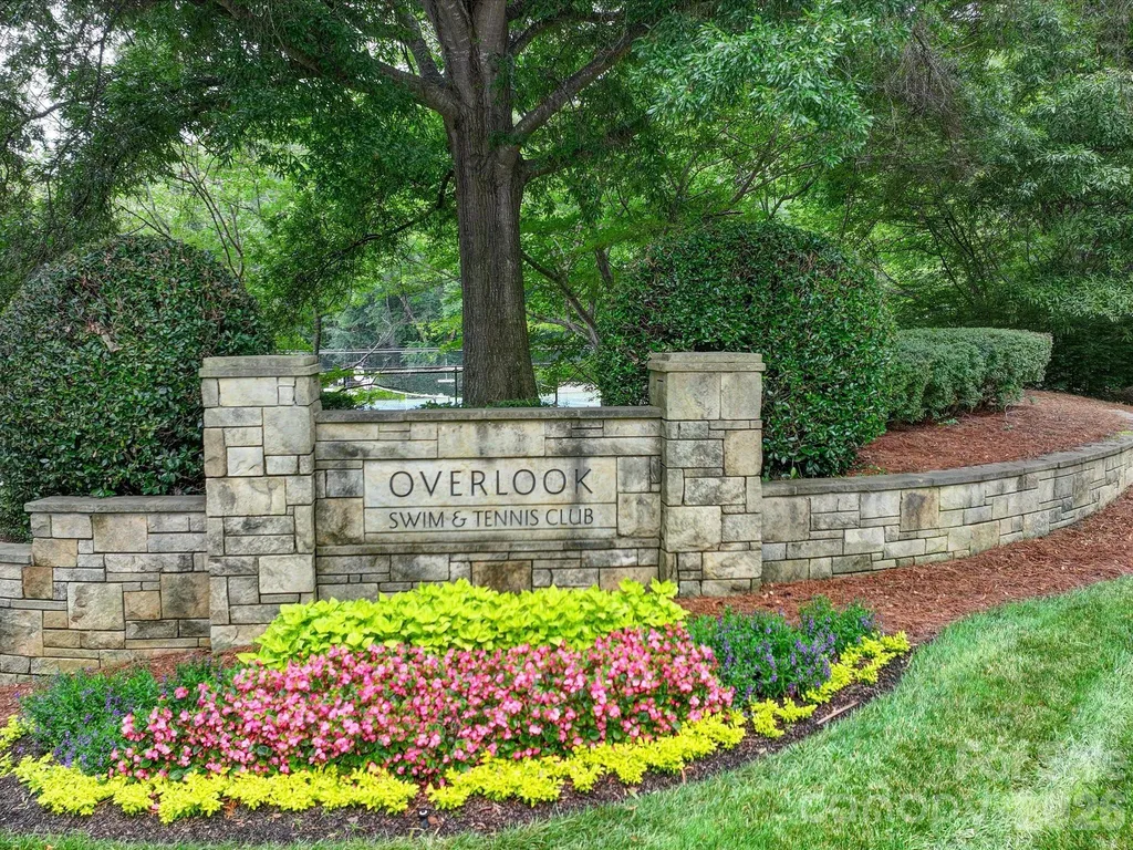 12023 Overlook Mountain Drive Charlotte NC 28216