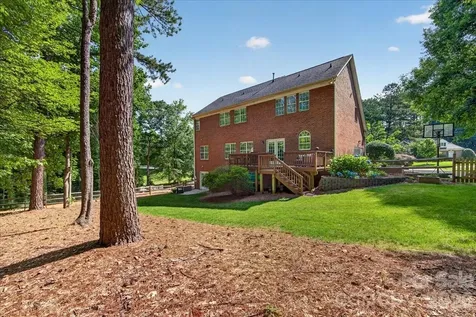 12023 Overlook Mountain Drive Charlotte NC 28216