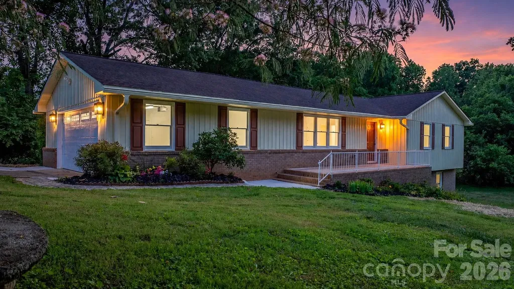 602 Sharon Drive Statesville NC 28625