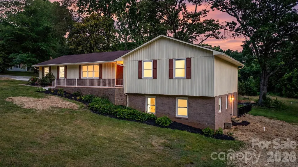602 Sharon Drive Statesville NC 28625
