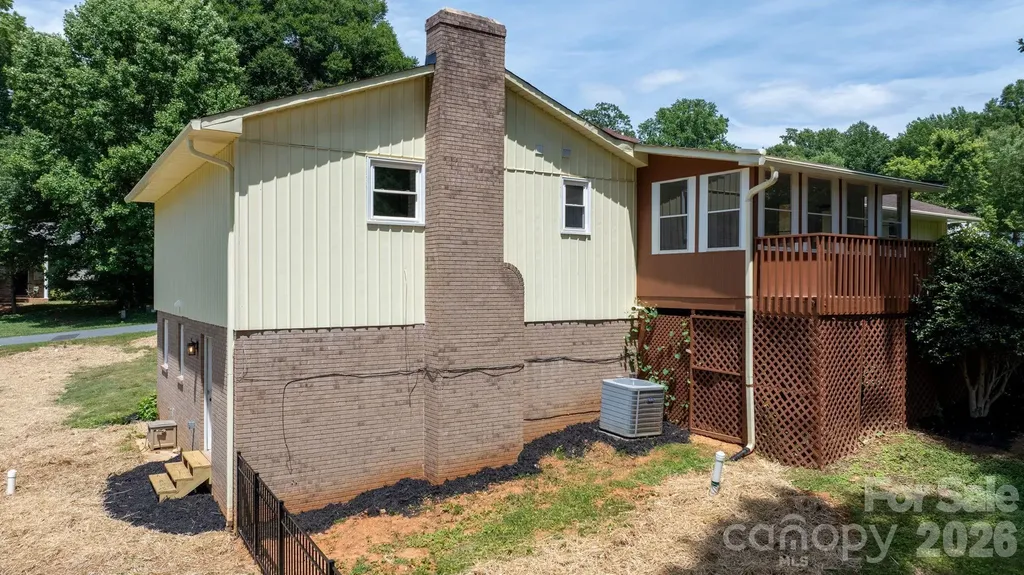602 Sharon Drive Statesville NC 28625