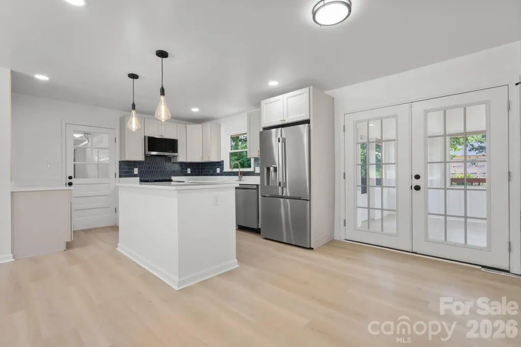 602 Sharon Drive Statesville NC 28625