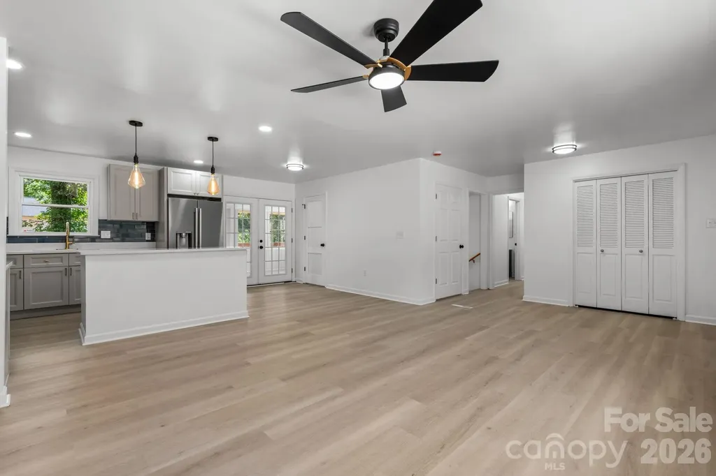 602 Sharon Drive Statesville NC 28625