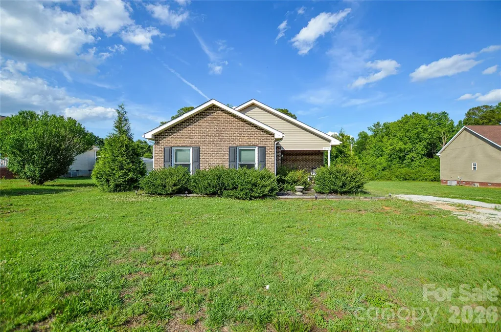 1341 Mcrae Avenue Wadesboro NC 28170