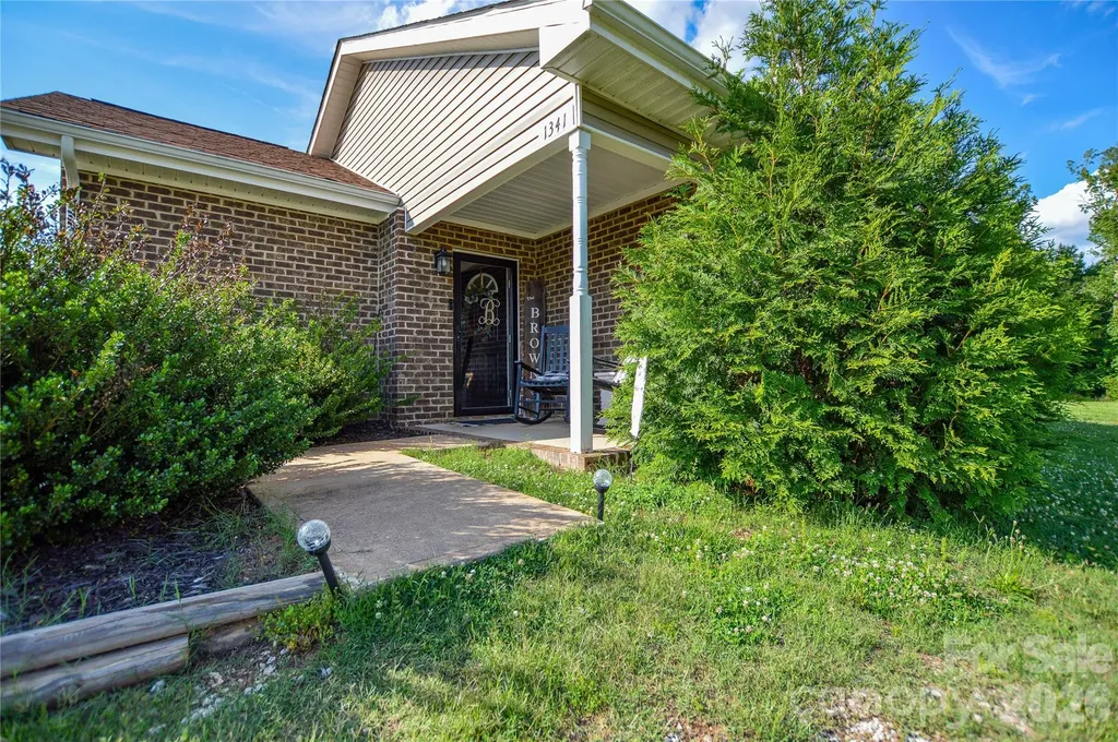 1341 Mcrae Avenue Wadesboro NC 28170