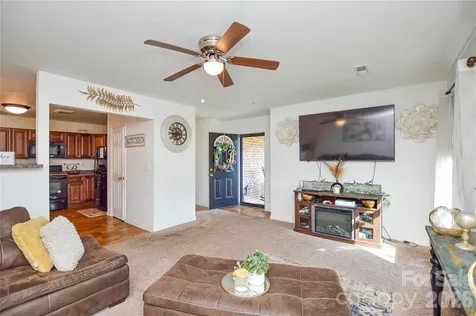 1341 Mcrae Avenue Wadesboro NC 28170