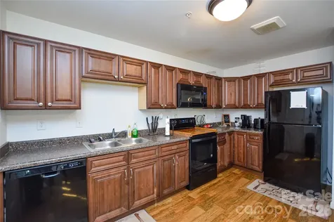 1341 Mcrae Avenue Wadesboro NC 28170
