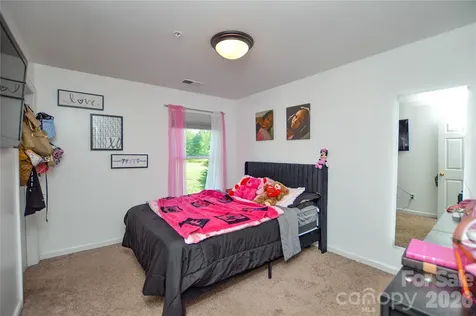 1341 Mcrae Avenue Wadesboro NC 28170