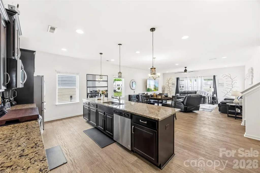 3009 Pinehills Way Mount Holly NC 28120