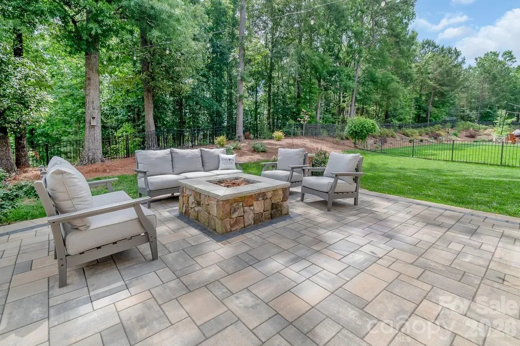 421 Vintage Creek Drive Weddington NC 28104