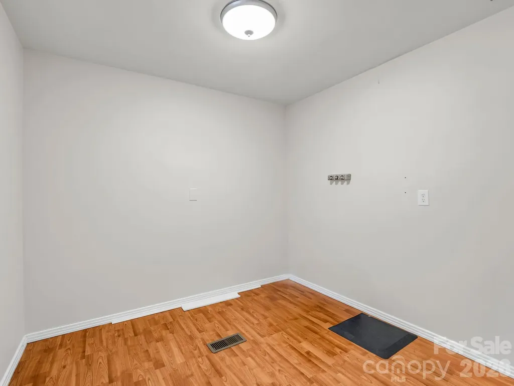 151 Woodside Drive Forest City NC 28043