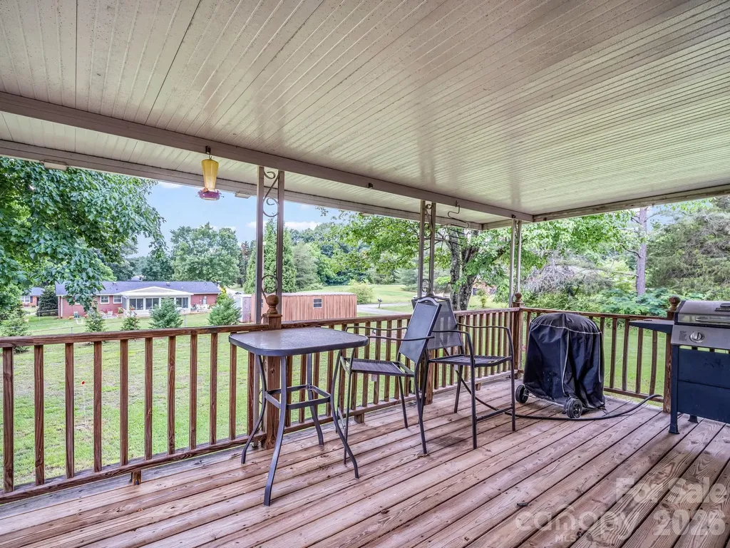 151 Woodside Drive Forest City NC 28043