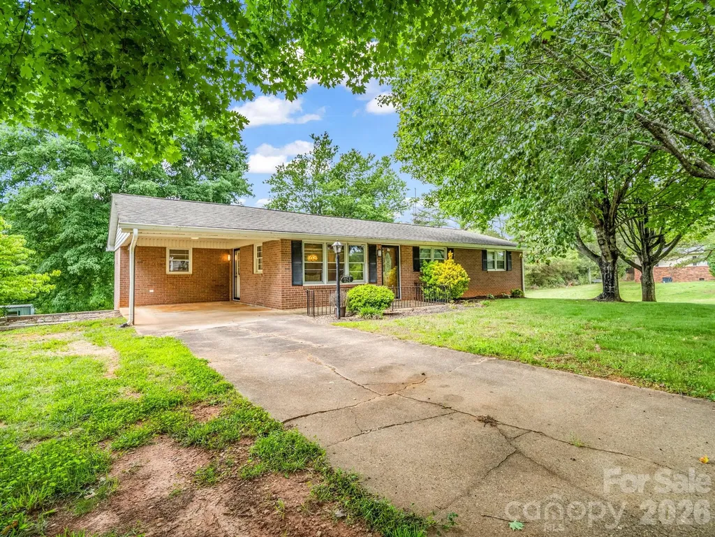 151 Woodside Drive Forest City NC 28043