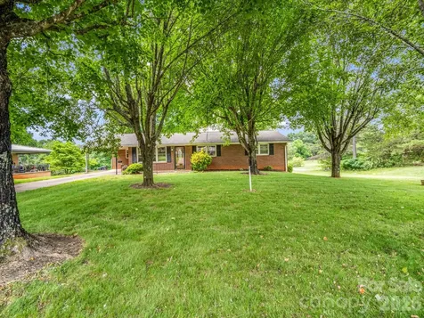 151 Woodside Drive Forest City NC 28043