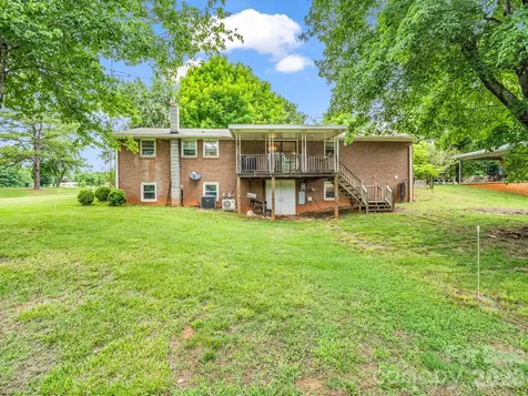151 Woodside Drive Forest City NC 28043