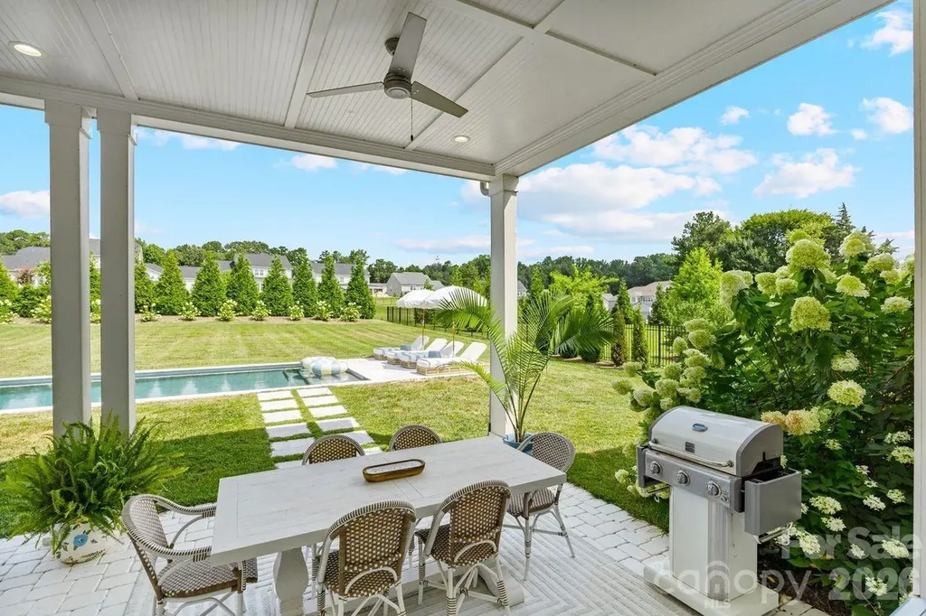 11113 Benjamin Smith Avenue Huntersville NC 28078