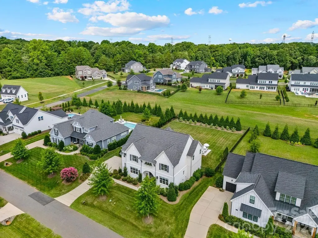 11113 Benjamin Smith Avenue Huntersville NC 28078
