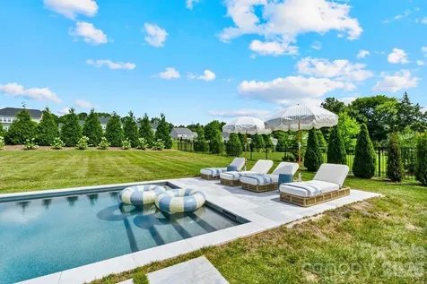 11113 Benjamin Smith Avenue Huntersville NC 28078