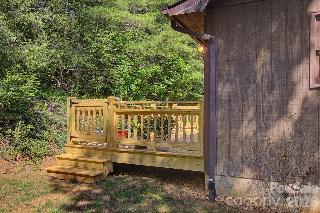 175 Pine Cove Lane Alexander NC 28701