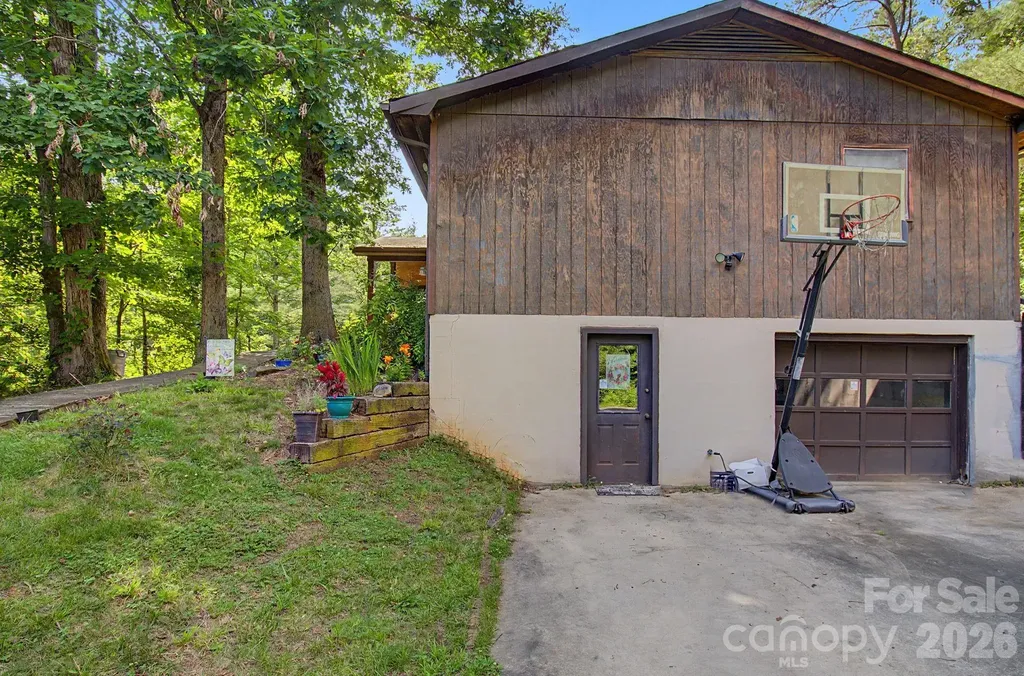 175 Pine Cove Lane Alexander NC 28701