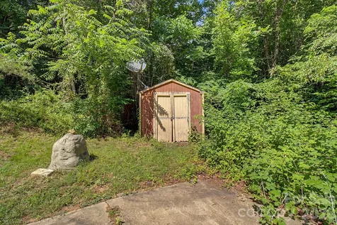 175 Pine Cove Lane Alexander NC 28701